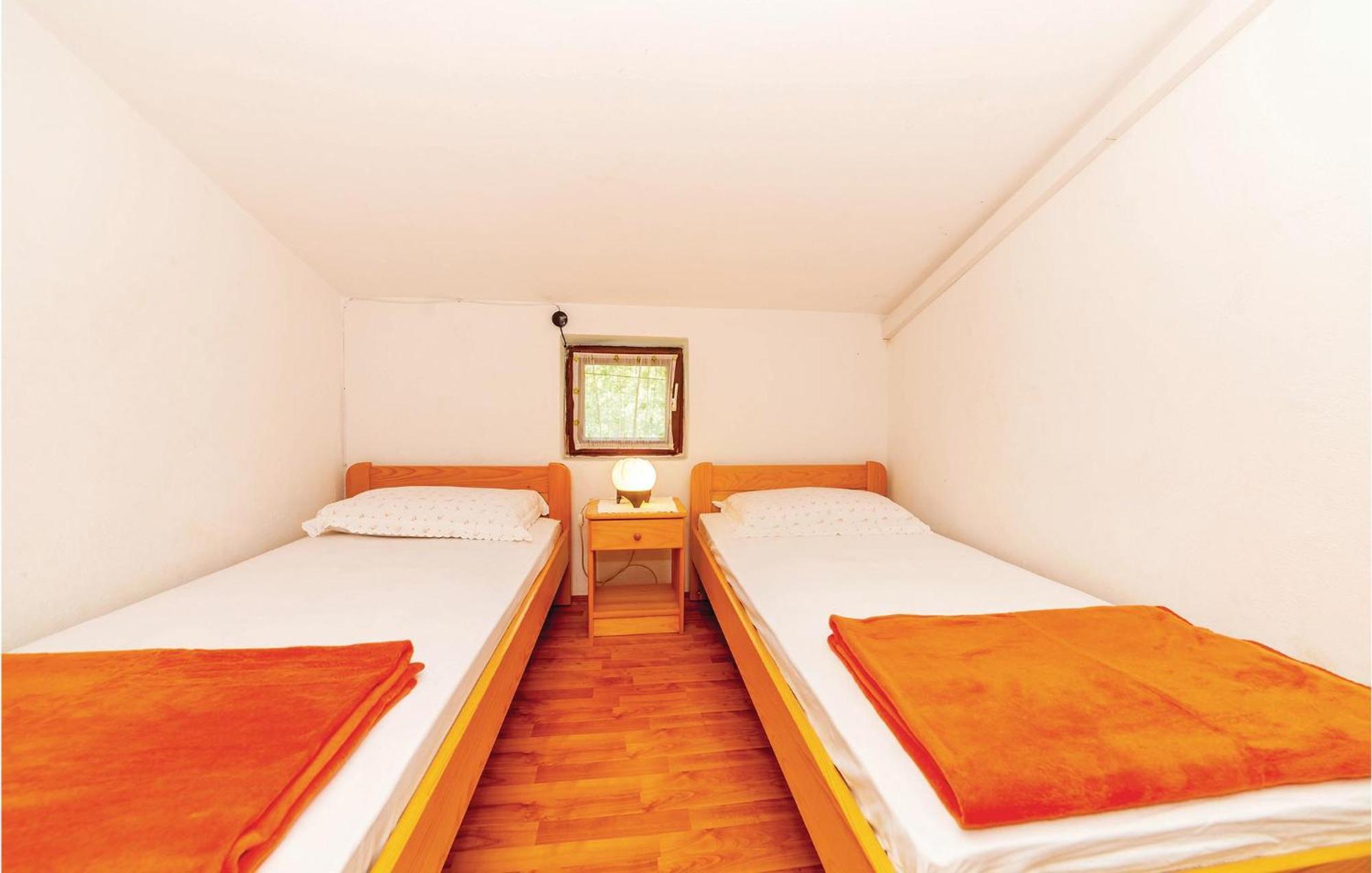 2 Bedroom Amazing Apartment In Crikvenica Exteriér fotografie