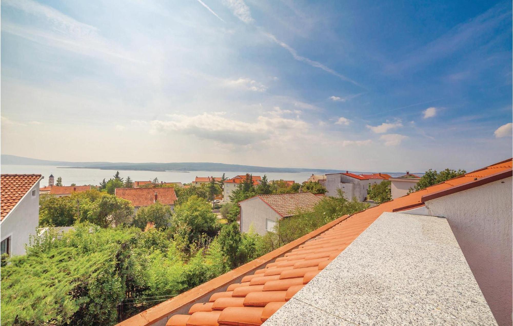 2 Bedroom Amazing Apartment In Crikvenica Exteriér fotografie